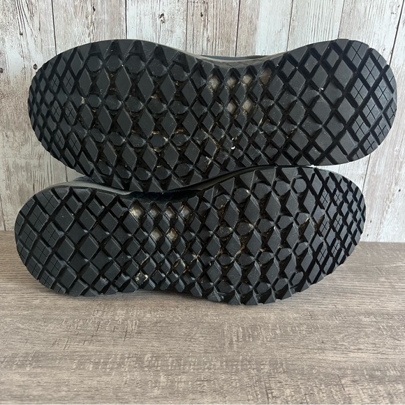 Vans Unisex Ultrarange EXO Navy and Orange Sneakers Womens 8, Men’s 6.5 - Picture 4 of 5